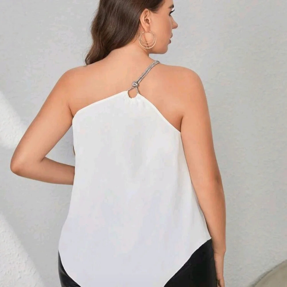 Shein - Plus Size Elegant White One-Shoulder Women's Top - Picture 3 of 3